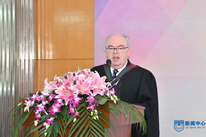 7.Thomas Stone校长讲话.jpg
