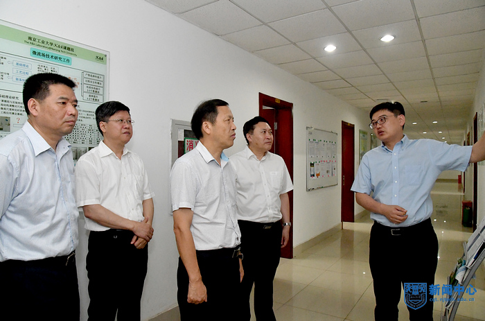 nEO_IMG_QCD_5120.jpg nEO_IMG_QCD_5120.jpg