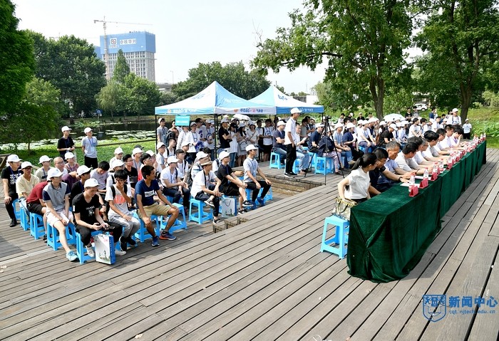 nEO_IMG_QCD_2868.jpg
