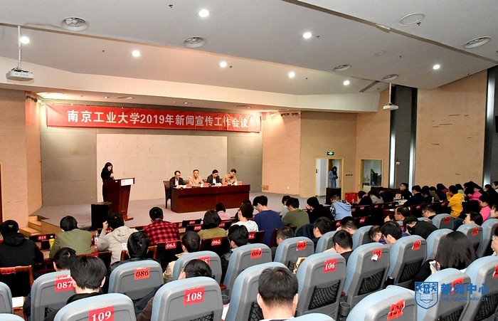 nEO_IMG_QCD_2258.jpg