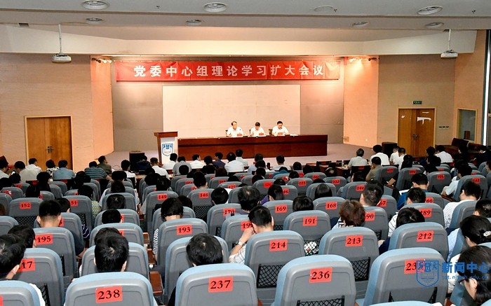 nEO_IMG_QCD_5691.jpg