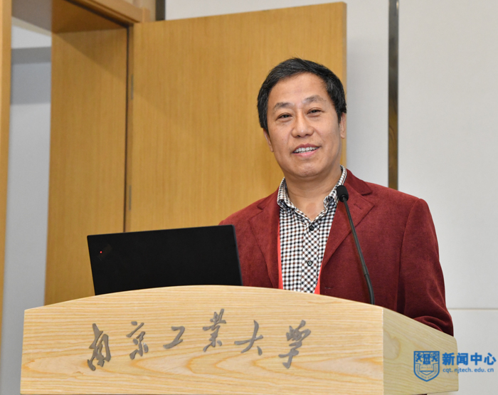 XCB_4440-21.jpg XCB_4440-21.jpg