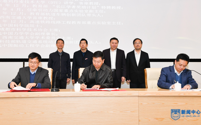 XCB_4856-14.jpg