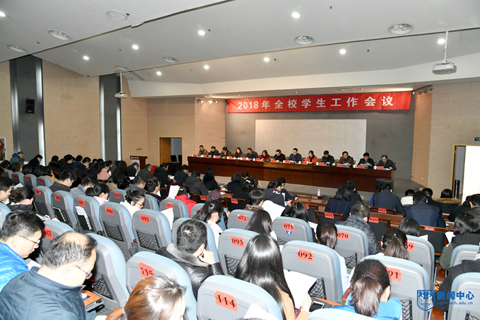 XCB_16911.jpg XCB_16911.jpg