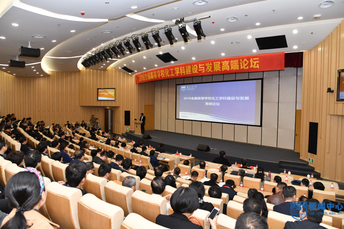 XCB_4355-12.jpg XCB_4355-12.jpg