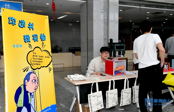 nEO_IMG_QCD_3886.jpg nEO_IMG_QCD_3886.jpg