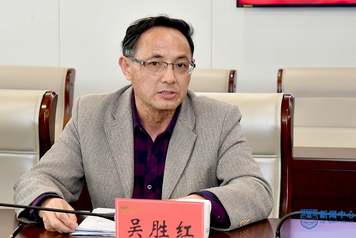 吴胜红副校长.jpg 吴胜红副校长.jpg