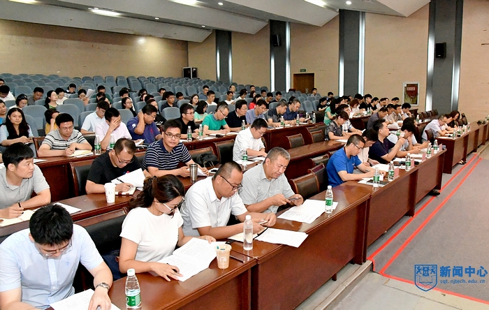 nEO_IMG_QCD_8576.jpg nEO_IMG_QCD_8576.jpg