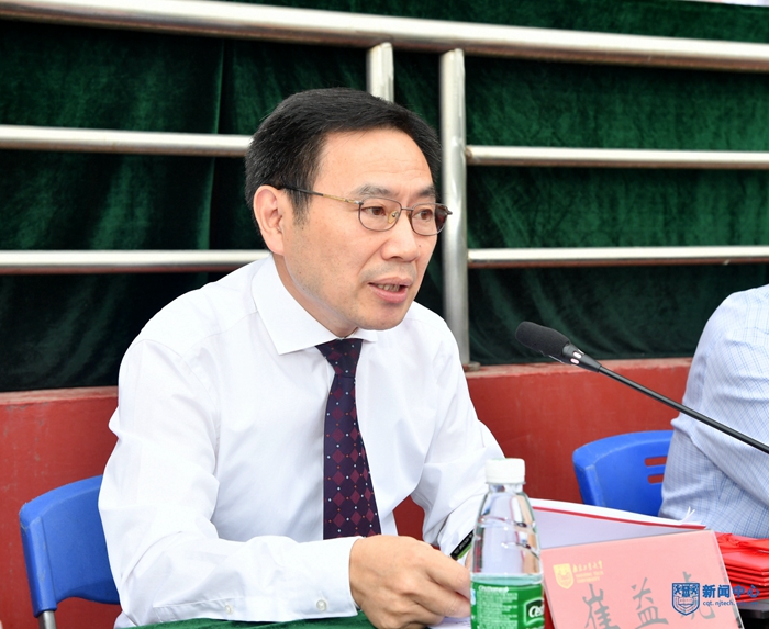 3崔益虎副校长主持军训汇报暨开学典礼.jpg 3崔益虎副校长主持军训汇报暨开学典礼.jpg